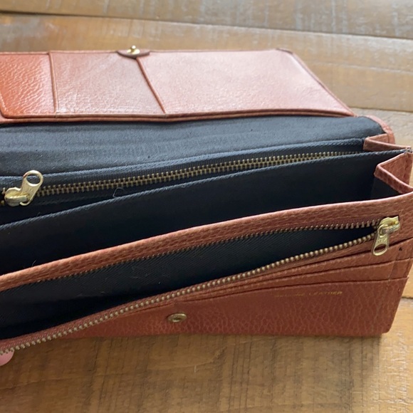 Vintage Leather Anne Klein Clutch Wallet - Picture 5 of 15